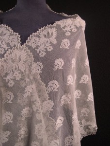 Antique lace shawl from England 205 x 47 cm #A0801